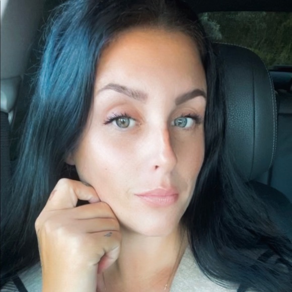 theresavb90